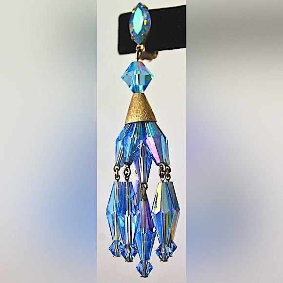 LEWIS SEGAL OF CALIFORNIA EARRINGS CLIP DANGLE BLUE AURORA BOREALIS 3.5 VINTAGE - Picture 2 of 8